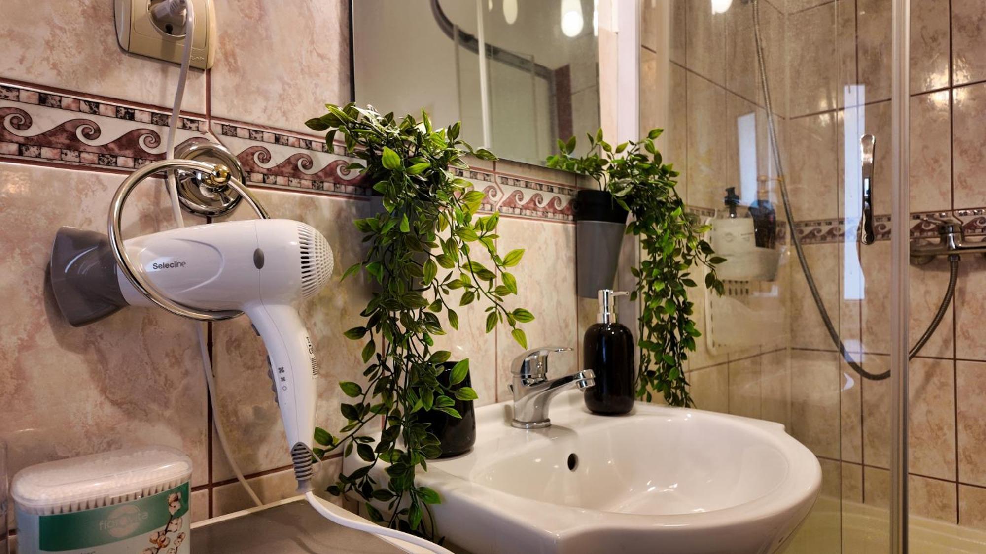 Intimo Oldtown Romantic Apartment 布拉索夫 外观 照片