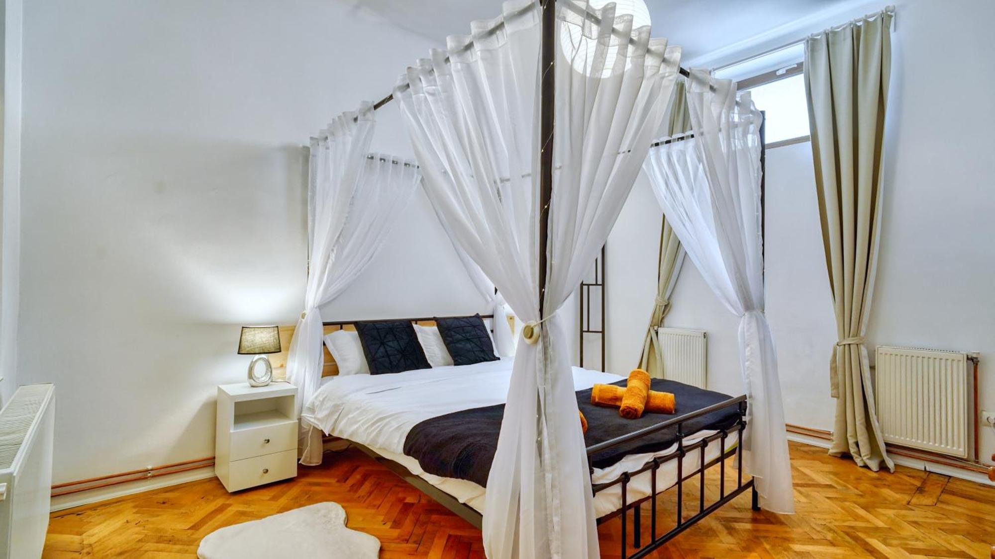 Intimo Oldtown Romantic Apartment 布拉索夫 外观 照片