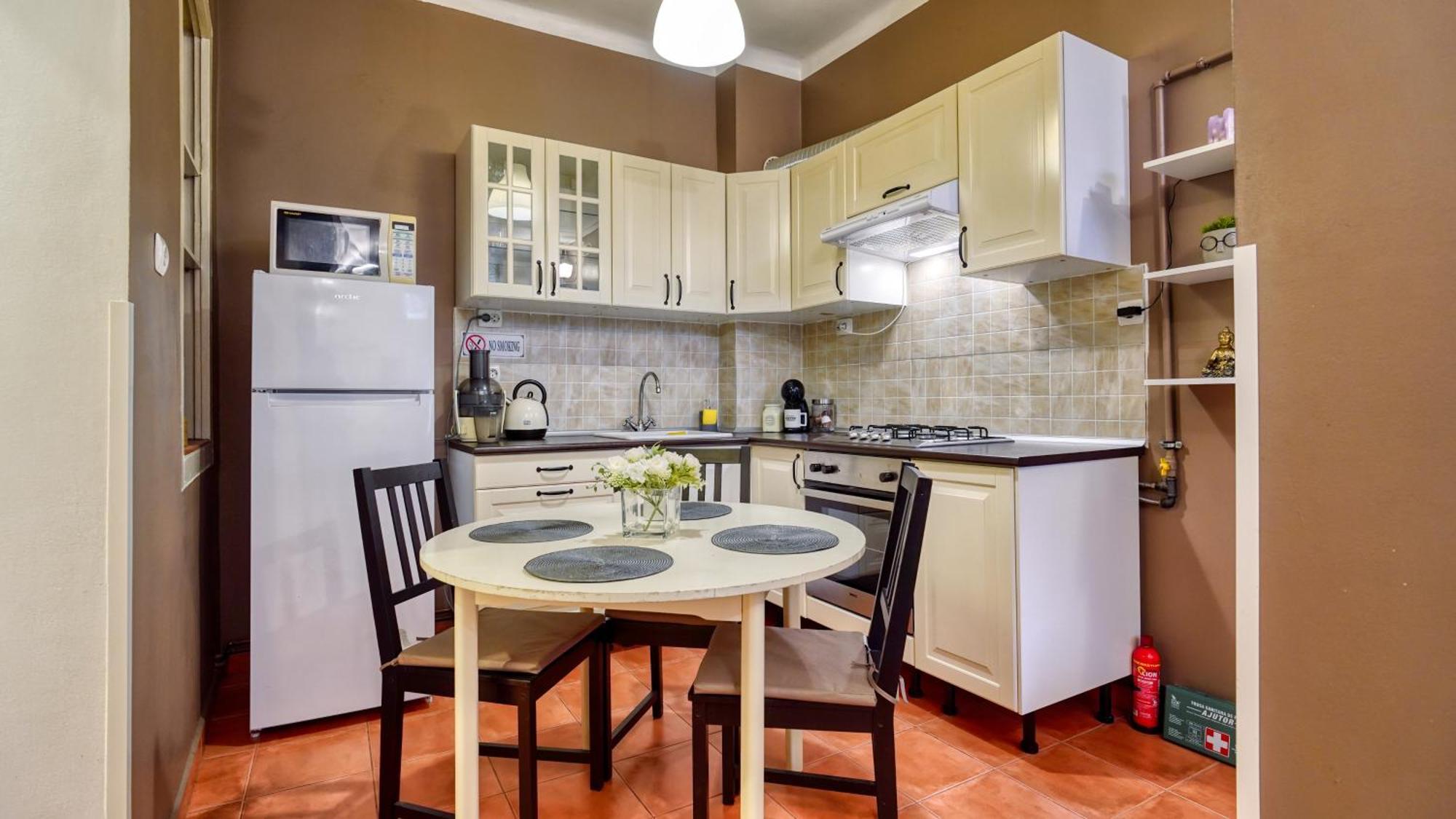 Intimo Oldtown Romantic Apartment 布拉索夫 外观 照片